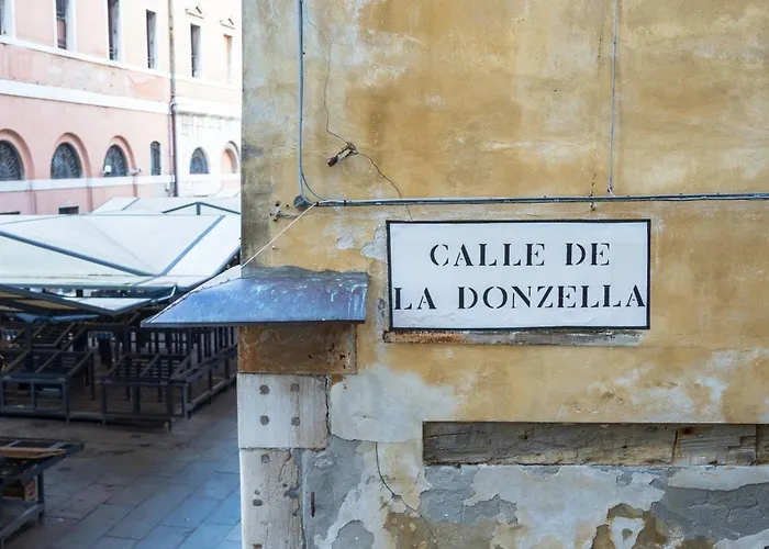 Ca\' Donzella, Rialto